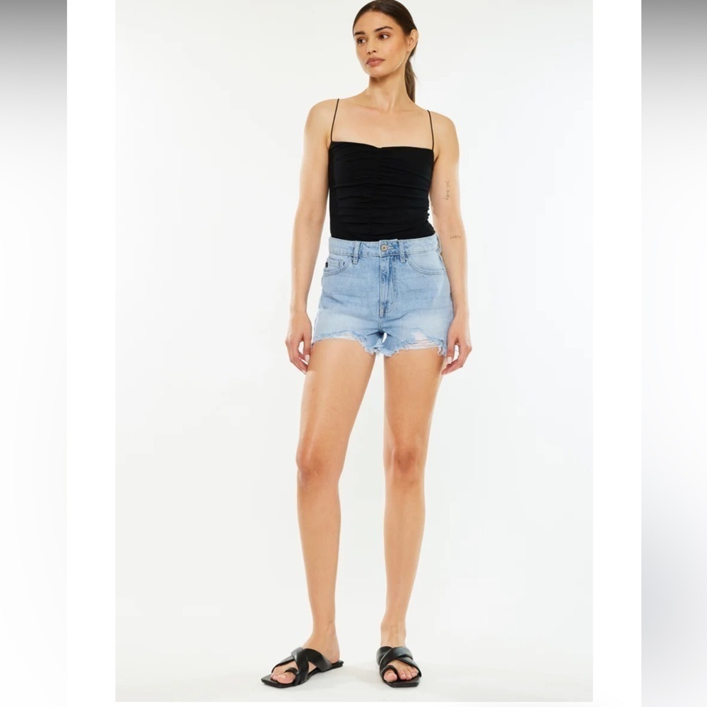 KanCan distressed Ivanna Ultra High Waisted Mom jorts denim shorts size 26